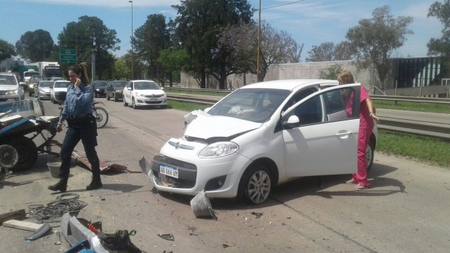 Violento choque en la avenida Mar Argentino