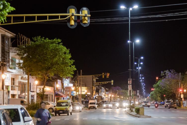 La Ciudad suma tecnología Led al alumbrado público