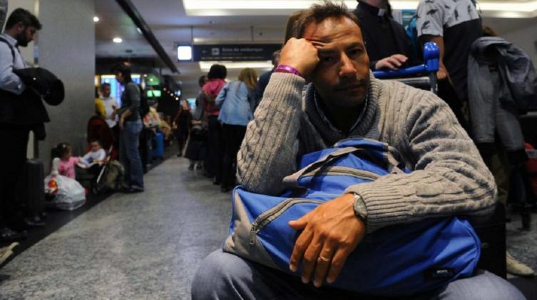 Trabajadores de Aerolíneas y Austral harán paro el martes 31 de octubre