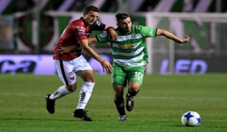 Colón empató con Banfield 1 a 1 pero quedo disconforme aunque sigue invicto en la Superliga
