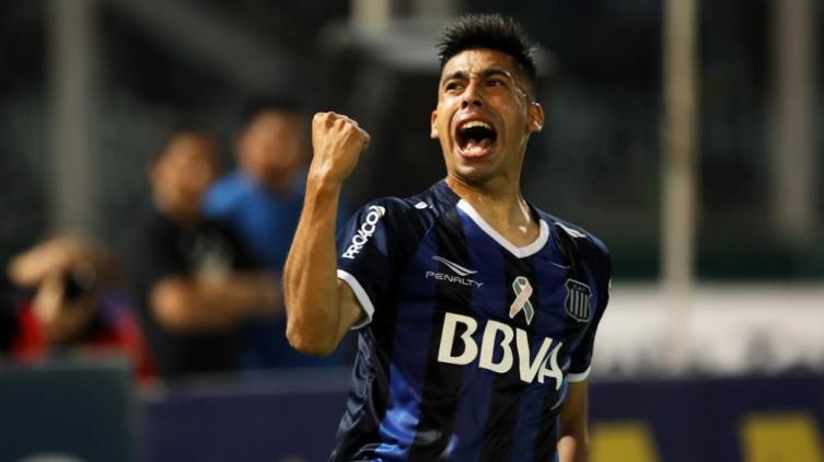 TALLERES GOLEÓ A RIVER Y LO ALEJÓ DE LA CIMA