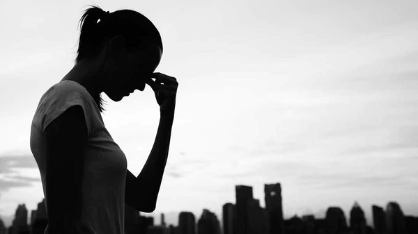 Estudio: Más de una tercera parte de niñas adolescentes sufre de depresión