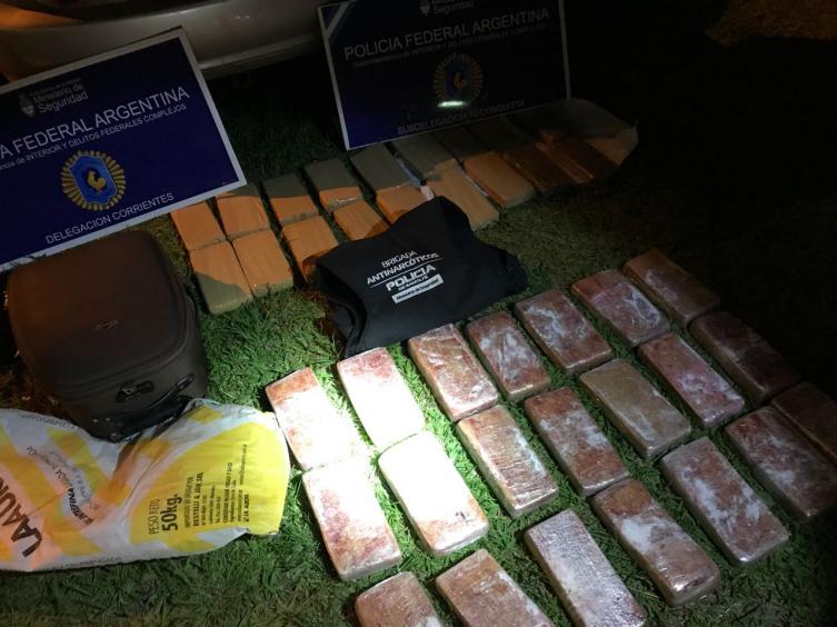 Múltiples procedimientos de PDI por droga