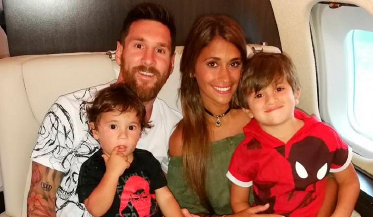 CON UN TIERNO MENSAJE, ANTONELA ROCCUZZO CONFIRMÓ EL SEXO DE SU BEBÉ