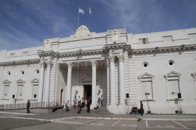 El Ejecutivo elevó a la Legislatura el proyecto de Presupuesto 2018