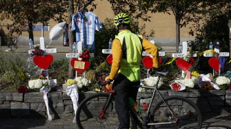 Trasladan los cuerpos de las víctimas argentinas del atentado en Nueva York