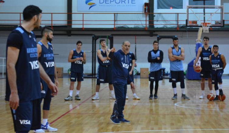 BÁSQUET: HERNÁNDEZ DIO LA LISTA