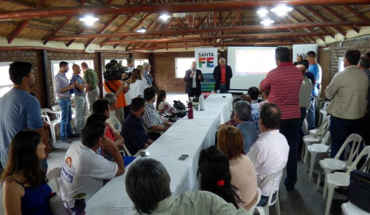 Coordina para el manejo sustentable del sitio Ramsar Biprovincial Delta e Islas del Paraná