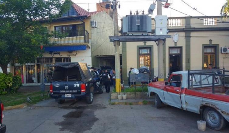 Antecedentes llamativos de uno de los policías detenido en Bº Barranquitas
