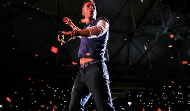 A DÍAS DE SUS SHOWS EN LA PLATA, COLDPLAY VERSIONÓ 