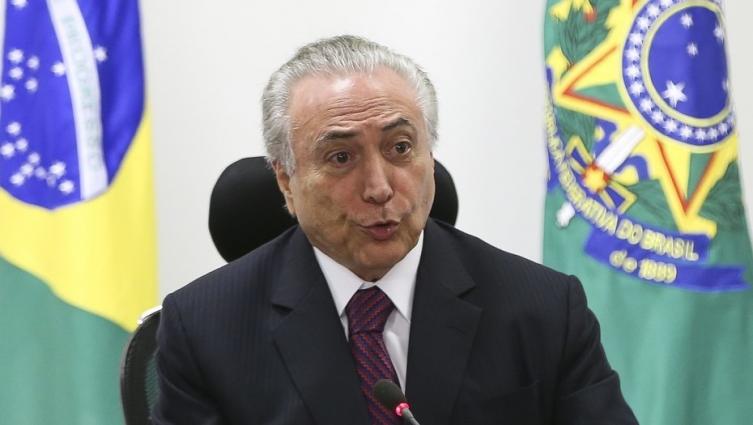 Brasil: Temer ya cambia ministros para encarar su último año en el poder