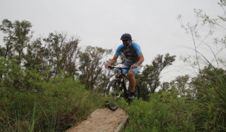 BÁSQUET: OBERTO SE ENTRENA EN BICI PARA SUBIR AL ACONCAGUA
