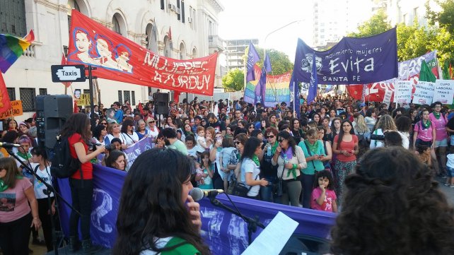 Santa Fe marchó contra la violencia a las mujeres