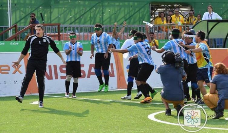 ARGENTINA EMPATÓ CON BRASIL Y QUEDÓ A UN PASO DE LA FINAL