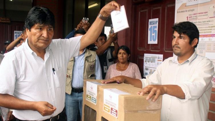 Bolivia: eligieron a los jueces en una polémica votación