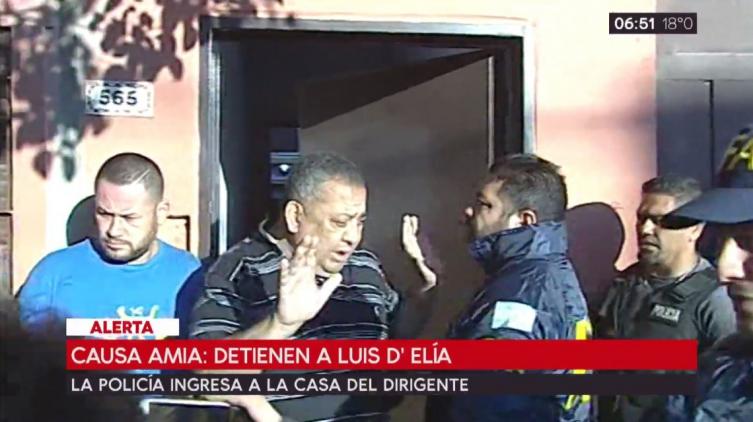 Tras la detención de Zannini, la policía se encuentra en la casa de Luis D'Elía