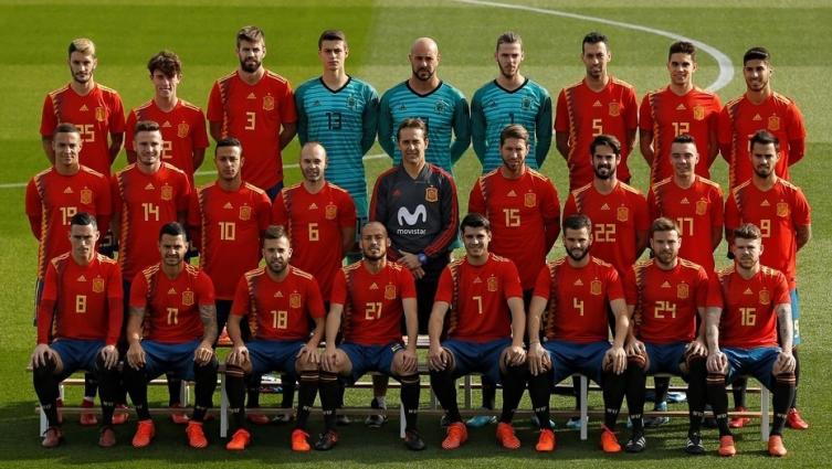 FIFA AMENAZA CON SACAR A ESPAÑA DEL MUNDIAL