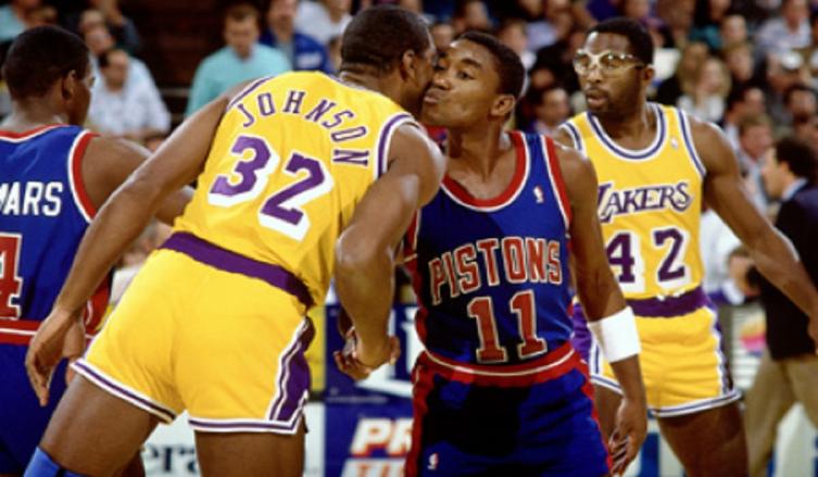 MAGIC JOHNSON E ISIAH THOMAS SE RECONCILIAN 26 AÑOS DESPUÉS