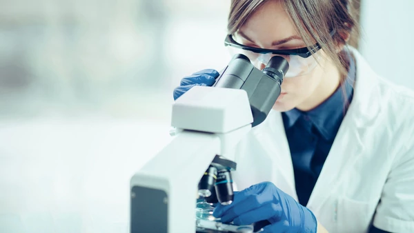 Sólo el 28% de los investigadores científicos en el mundo son mujeres