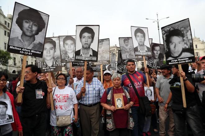 Protesta masiva en Lima contra Kuczynski por el indulto a Fujimori