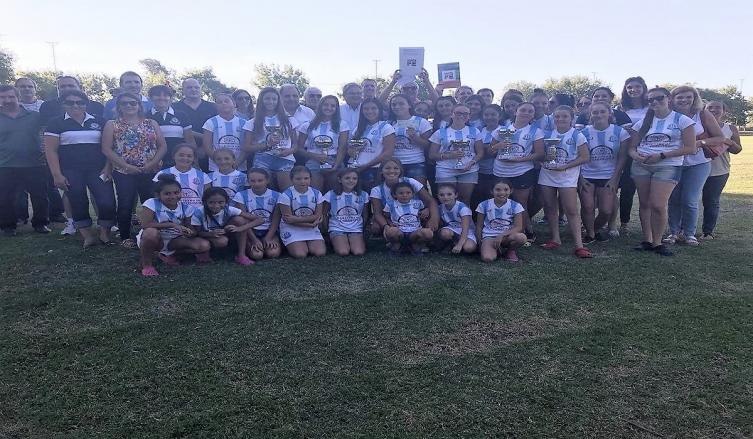 Se entregó aportes al club Argentino de San Carlos Centro 
