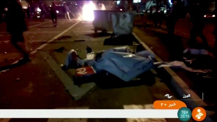 Nueve muertos durante una nueva noche de protestas contra el régimen iraní