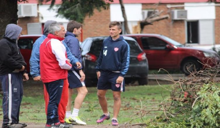 VÉLEZ INTERESADO POR SOLDANO Y BRUNO PITTÓN