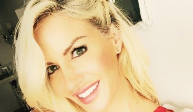 LUCIANA SALAZAR PRESENTÓ A SU HIJA MATILDA
