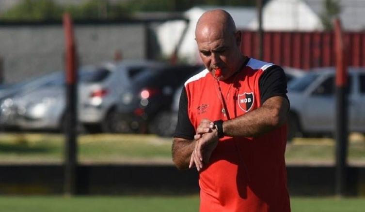 LLOP: “ME LLAMAN PARA OFRECERME JUGADORES Y NI LOS ATIENDO”