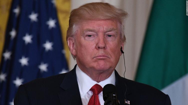 Las claves del libro que Donald Trump quiso prohibir y sale a la venta