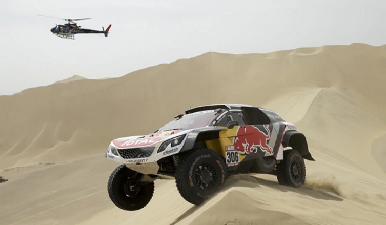 DAKAR, ETAPA 2: DESPRES GANÓ EN AUTOS Y AL ATTIYAH UN DÍA PARA EL OLVIDO