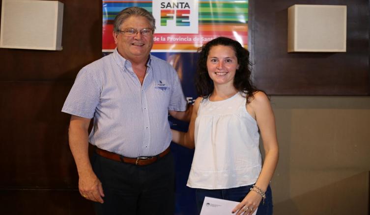 Entregó aportes a instituciones por 1.027.105 pesos 