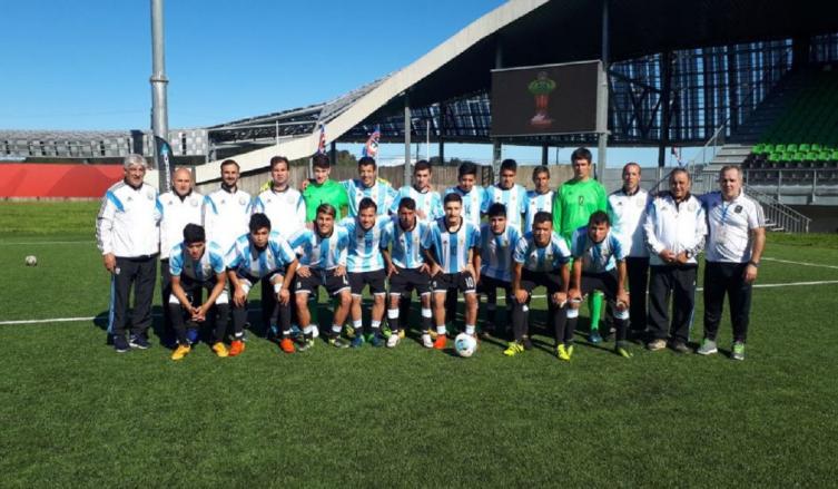FÚTBOL: LOS HALCONES SE PREPARAN PARA UN 2018 MUY INTENSO