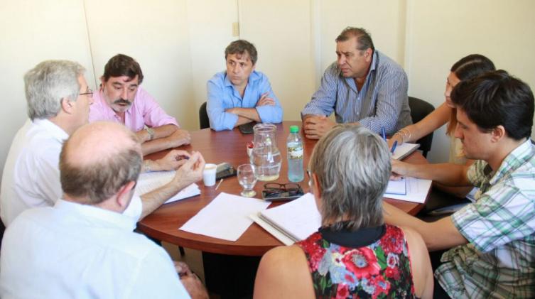 La provincia profundiza acciones para evitar inundaciones 
