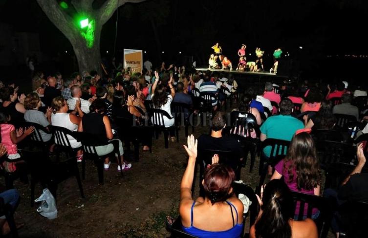 Bailes de Latinoamérica en Danza en la Playa