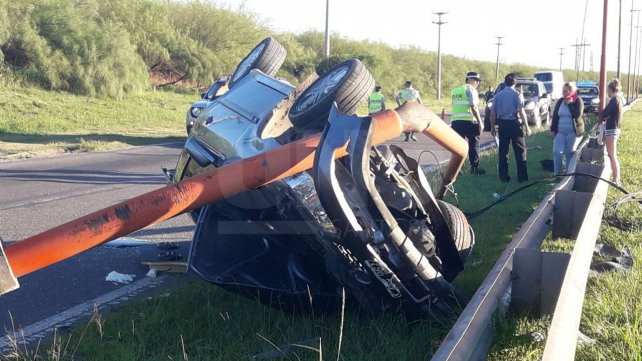 Vuelco en Circunvalación Oeste 