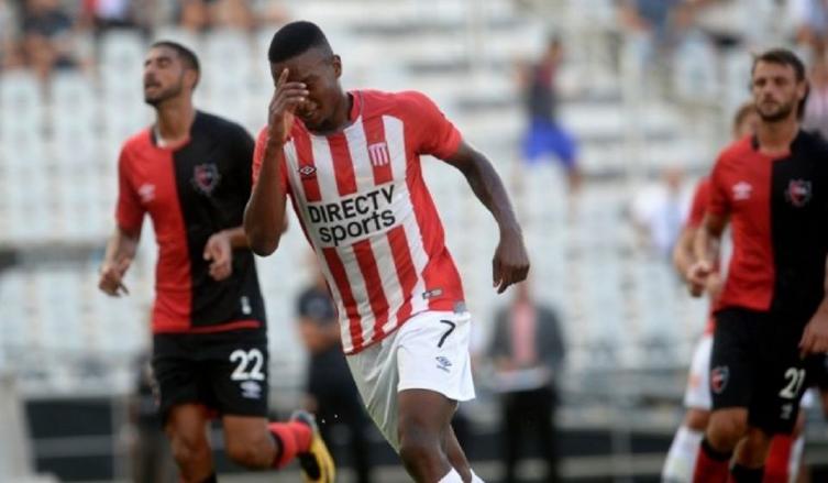 NEWELL’S NO HIZO PIE EN DEFENSA Y ESTUDIANTES LO GOLEÓ EN LA PLATA