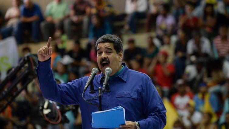 Venezuela: El chavismo fija las elecciones para el 22 de abril