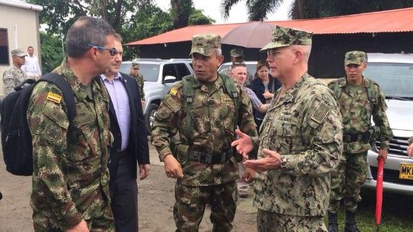 Alertan sobre despliegue militar estadounidense cerca de Venezuela