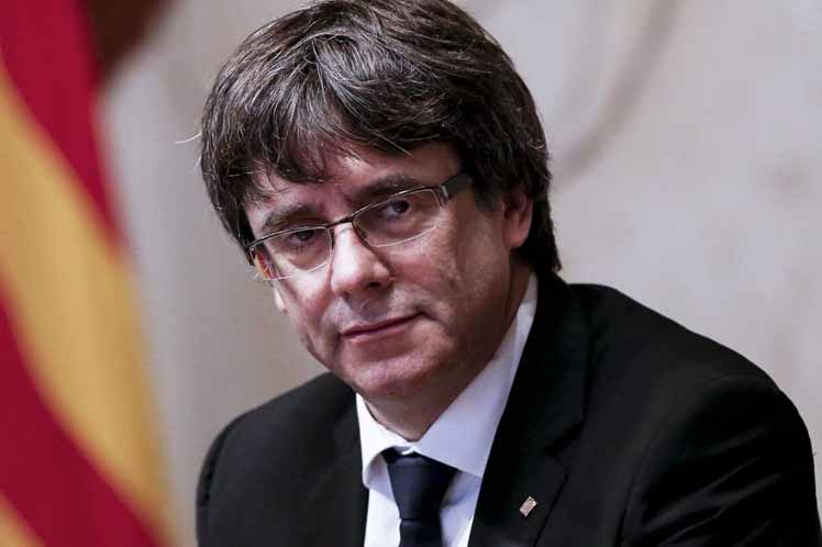 España rechaza presidencia simbólica de expresidente catalán