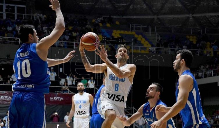 Argentina cumplió ante Paraguay y clasificó a la siguiente ronda