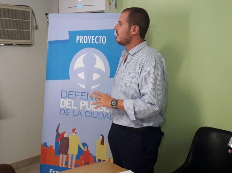 Santa Fe quiere su Defensor del Pueblo