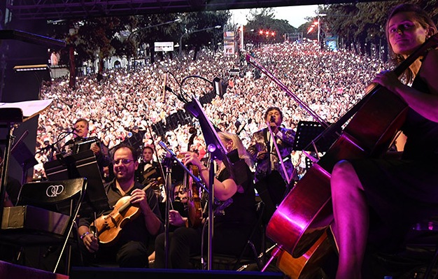 120 mil personas vibraron con Los Palmeras en Rosario