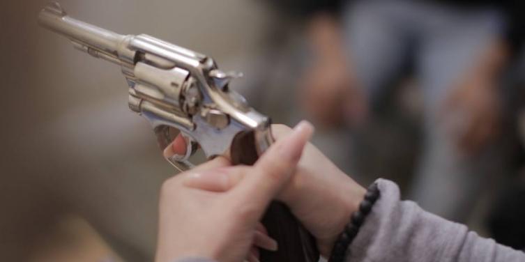 Florida dará armas a los empleados de las escuelas tras las masacres