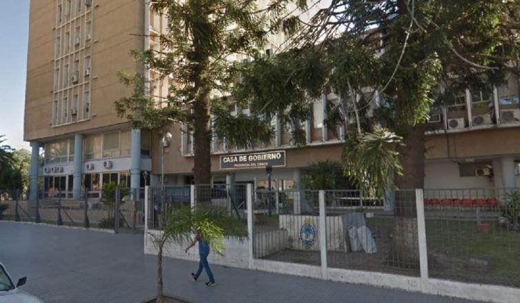 Allanan la gobernación de Chaco en una investigación por evasión, enriquecimiento y lavado