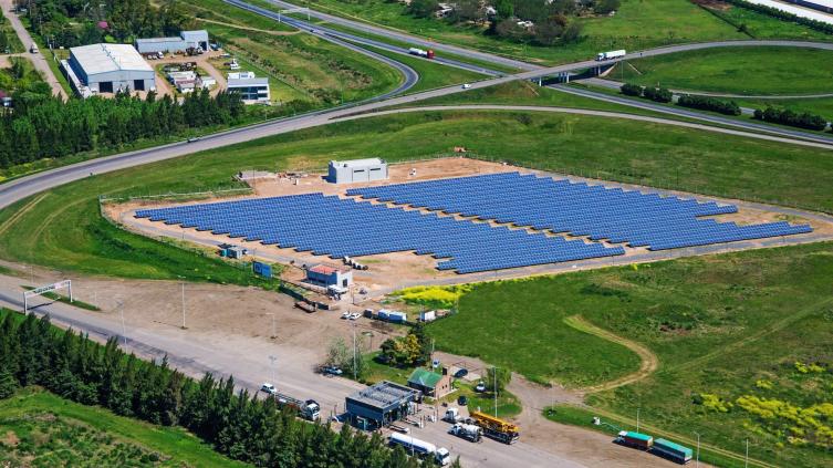 Se inauguró el primer parque de energía solar