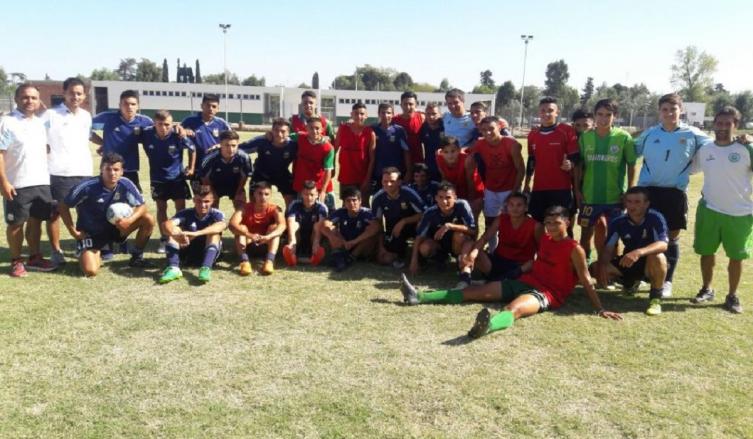 Fútbol: la selección de síndrome de down y los halcones, juntos en Ezeiza
