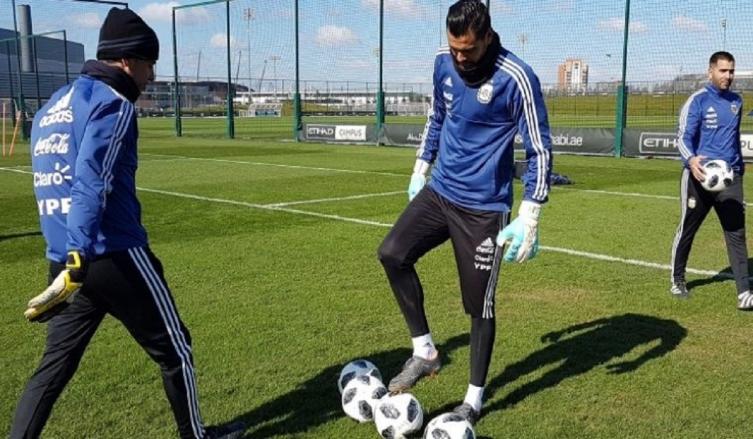 La selección prepara en Manchester el amistoso contra Italia