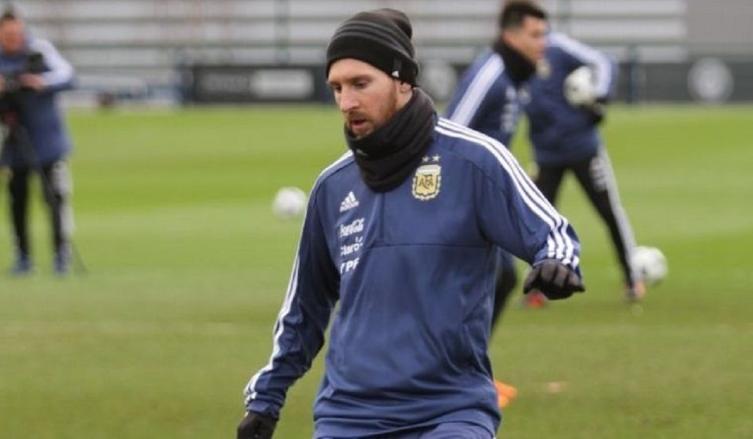 Sampaoli paró un equipo con sorpresas para jugar ante Italia