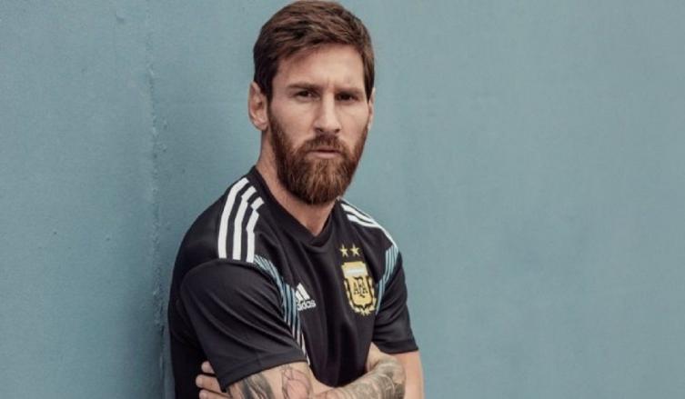 La camiseta suplente de Argentina en el Mundial será negra